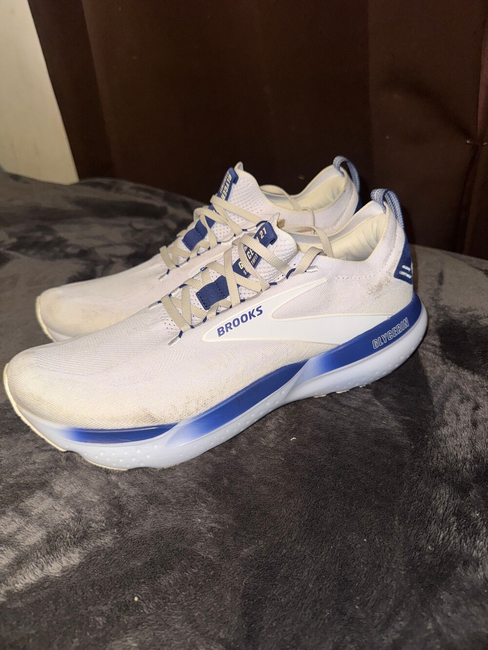 Brooks Glycerin 21 Running Shoes White Blue Knit Upper